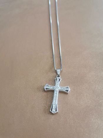 Collier et pendentif spirituel croix chrétienne