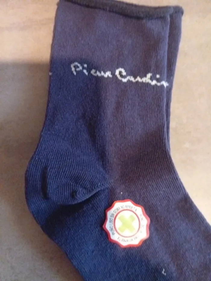 Paire de chaussettes pierre Cardin - photo numéro 2