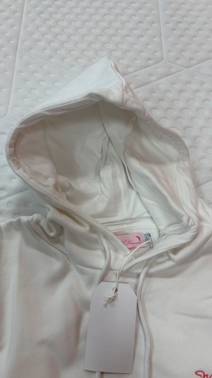 Sweat à capuche pour femme wild woman taille L - photo numéro 6