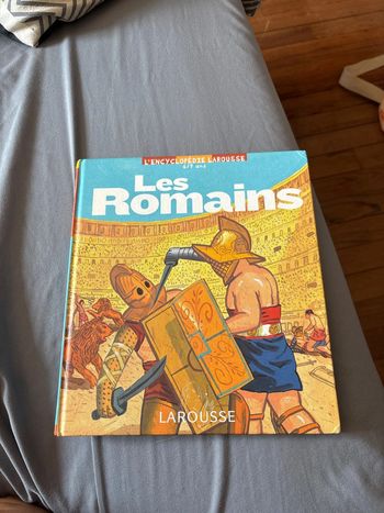 Encyclopédie Larousse : les Romains