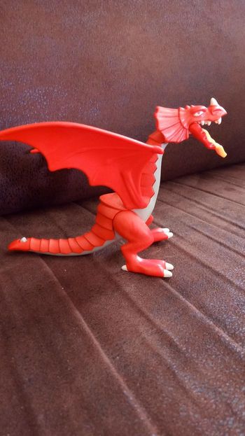 Dragon rouge de Chevalier "Playmobil" (Geobra de 2009)
