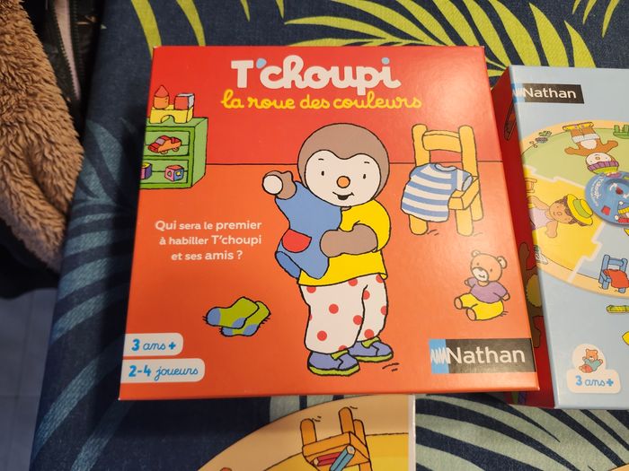 Jeu t'choupi la ronde des couleurs nathan habits - photo numéro 2