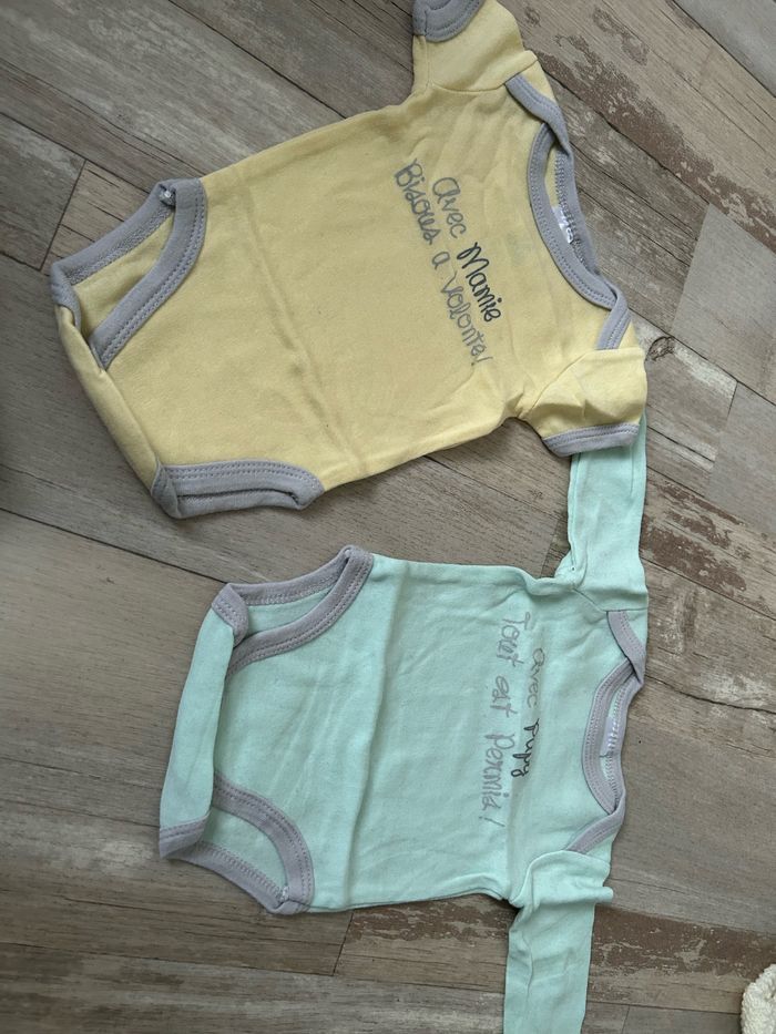 Lot Vêtement bébé 3 mois - photo numéro 1