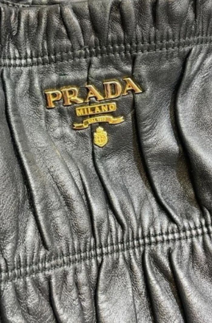 Sac à main Prada et épaule en nappa de agneau BR4730 136236850, en excellent état. - photo numéro 3