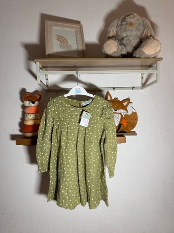 Jolie robe vert olive • 24 mois 