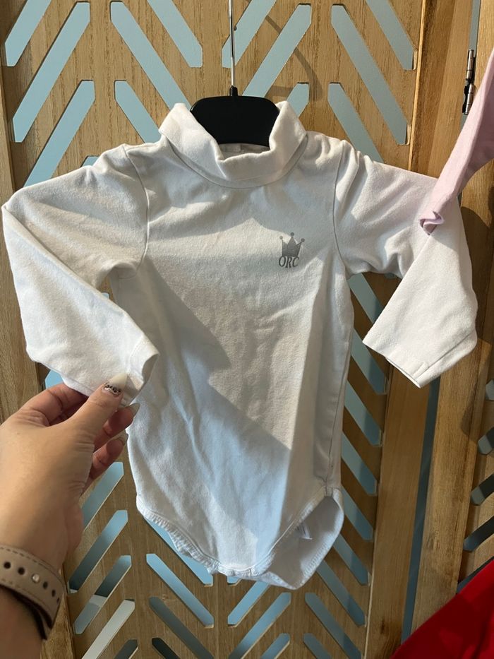 Lot bodies col roulé 18m - photo numéro 8