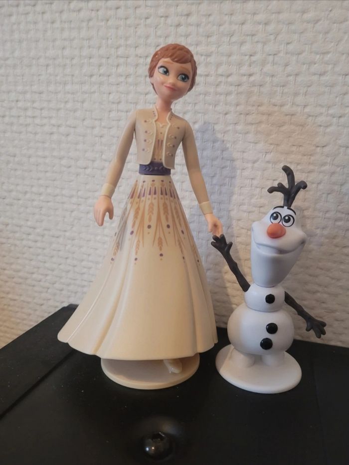 Figurine Anna "La Reine des Neiges"