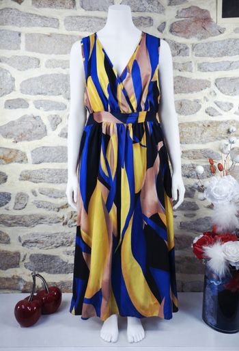 Robe longue audacieuse art déco multicolore Femme T 54 marque Boohoo 🌺