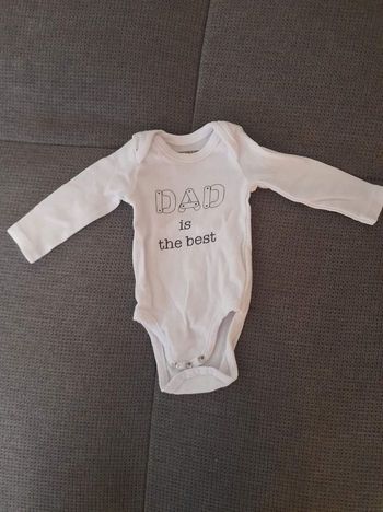 Plusieurs bodies taille 1 moi