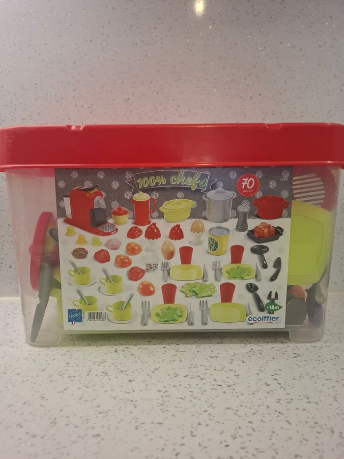 ECOIFFIER Coffret dinette 70 pièces