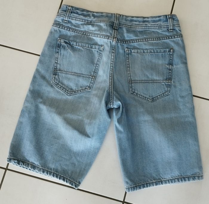 Bermuda Kiabi en jean bleu clair
Taille XS / 14 ans - photo numéro 2