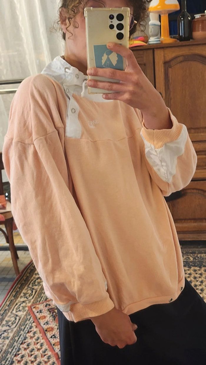 Superbe sweat rose poudré et blanc années 80's 90's en toille coton, taille 38-40