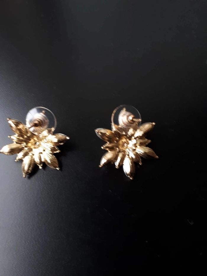 Boucles d'oreille fantaisie - photo numéro 2