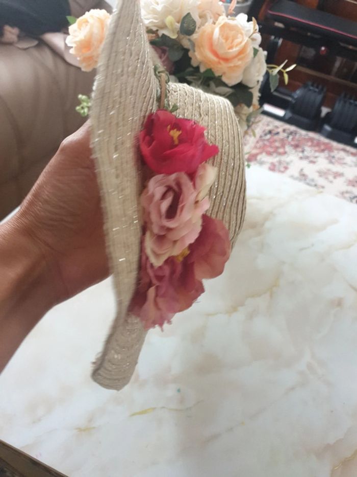 Joli chapeau 2/4 ans - photo numéro 2