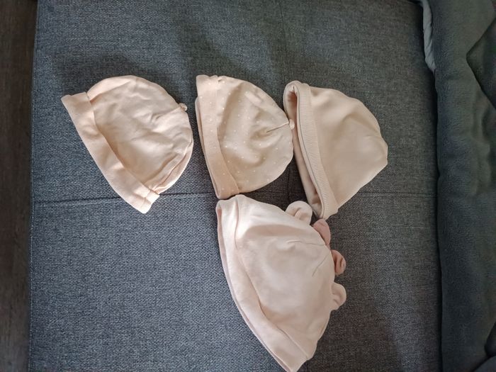 Lot de bonnet naissance