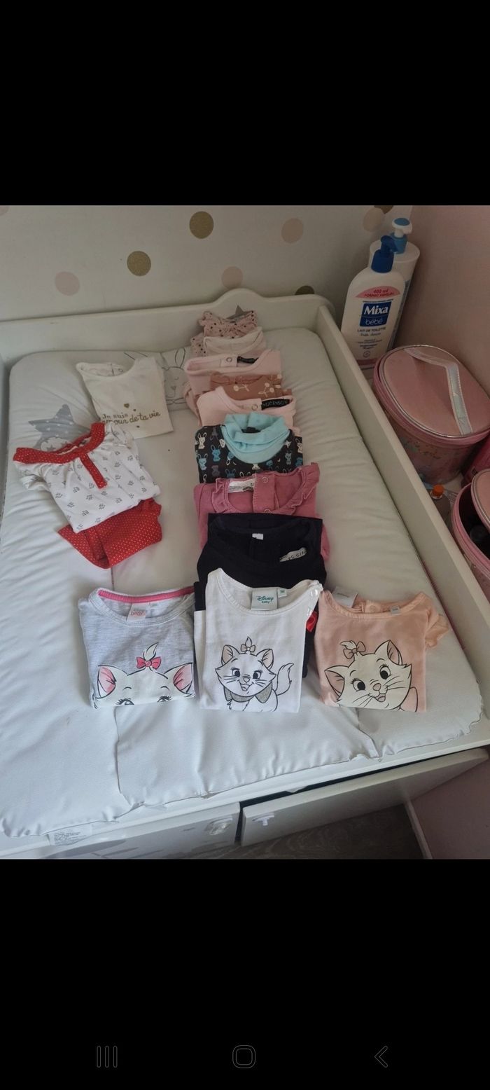 Lot pulls fille taille 3 mois - photo numéro 2