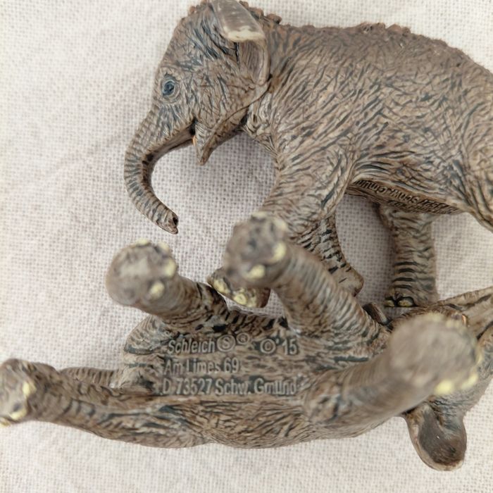 Schleich - 2 éléphanteaux d'Asie - photo numéro 5