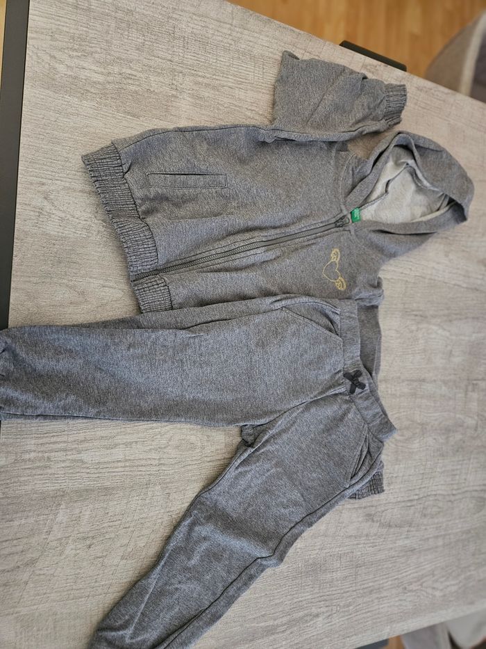 Ensemble haut zippé/jogging