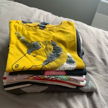 Lot de vêtements