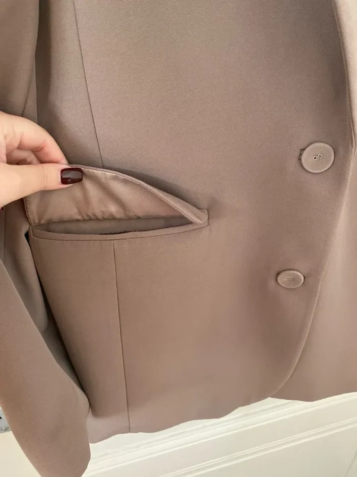 Blazer taupe à épaulettes Custommade - photo numéro 4