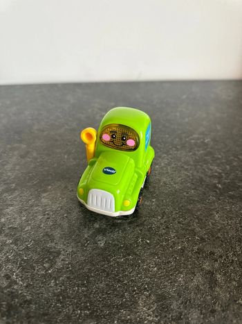 Tut tut vtech Gaëtan le tracteur des champs