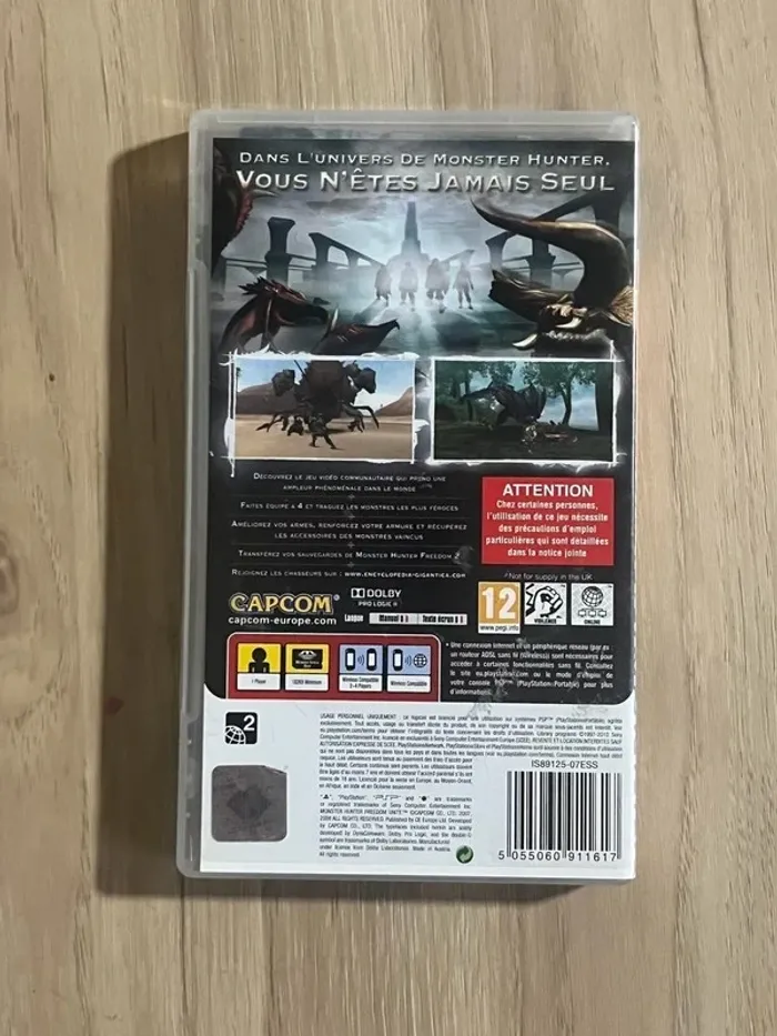 Monster Hunter freedom unité psp - photo numéro 3