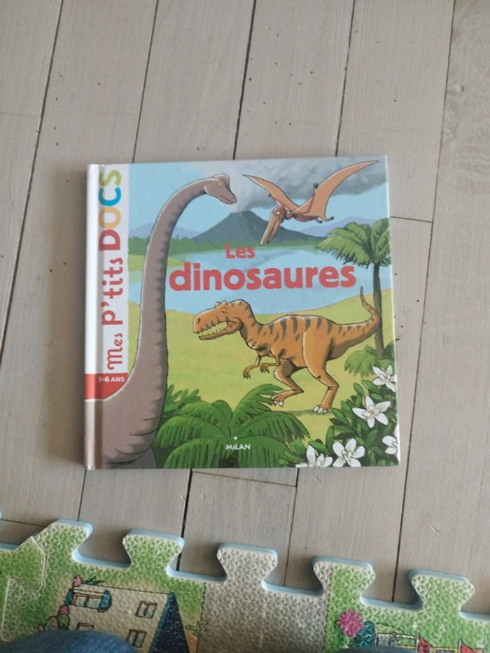 Livre Les dinosaures