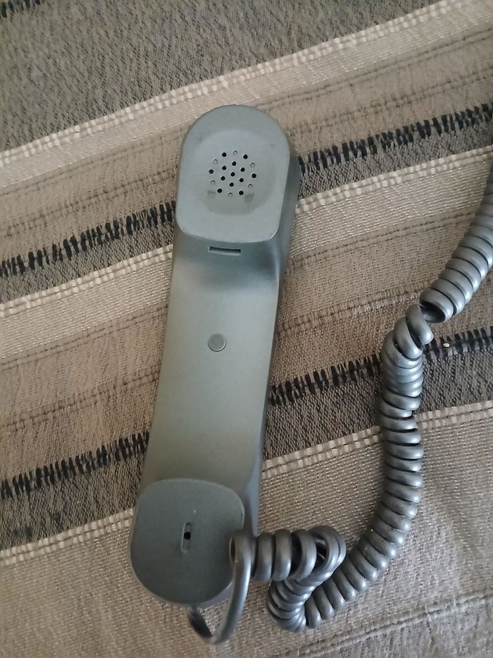 Téléphone fixe filaire - photo numéro 5