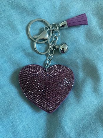 Magnifique porte-clés cœur Violet