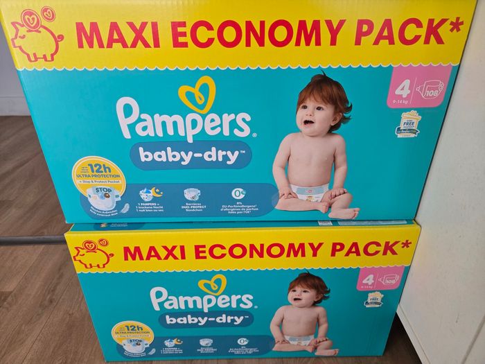 2 cartons couches pampers baby dry taille 4