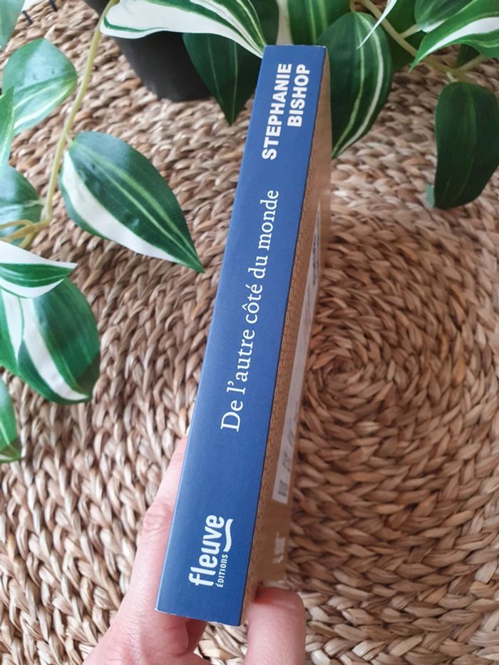 Livre/épreuves non corrigées: De l'autre côté du monde - Stéphanie Bishop - photo numéro 3