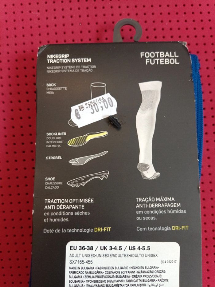 Chaussettes de foot FC Barcelone, Nike Authentique Officiel taille 36/38, Neuf - photo numéro 9