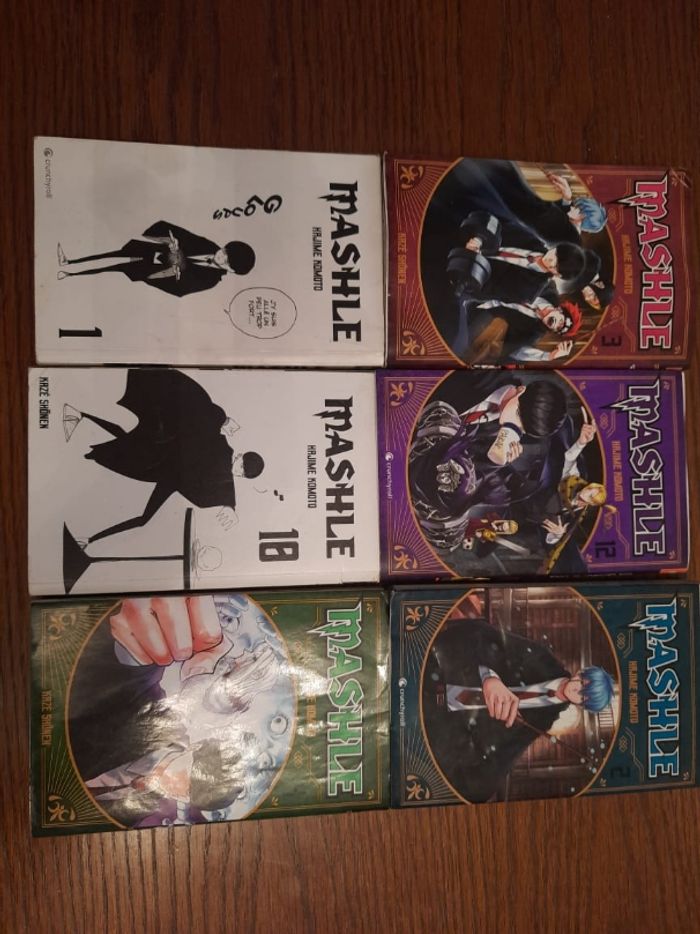 Lot de mangas Mashle - photo numéro 2
