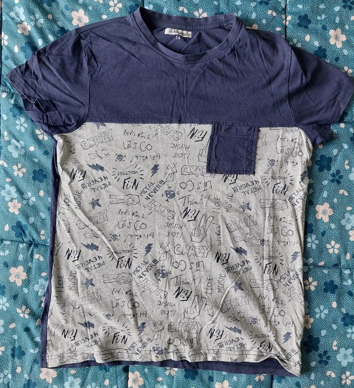 T-Shirt bleu à motifs 14 ans