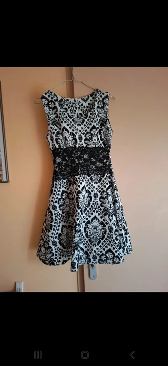 Robe avec motifs