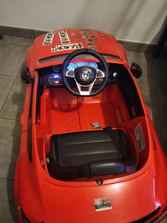 Voiture Mercedes enfant 180€  Toulouse 31200 - photo numéro 2