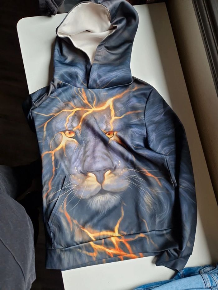 Sweat lion - photo numéro 3