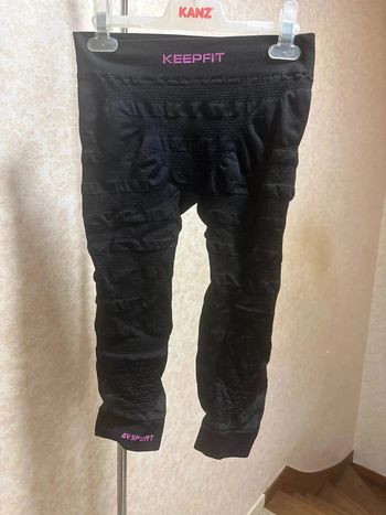 Pantacourt gainant taille 38 marque keepfit