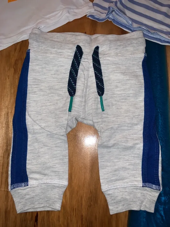 Ensemble Mexx taille 3 mois - photo numéro 2