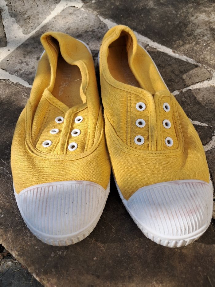 Tennis jaunes 36