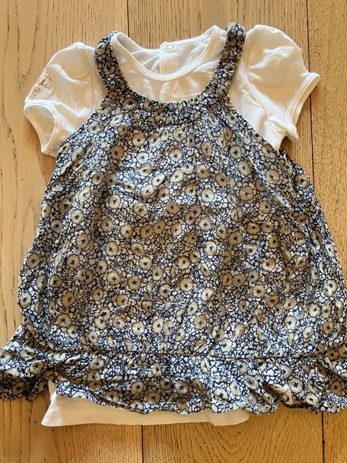 Jolie robe été légère 2 pièces voile + tee-shirt 12  mois IKKS