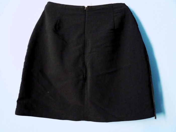 Jupe courte femme Gémo 36 S noire effet ceinture lacée TBE - photo numéro 2