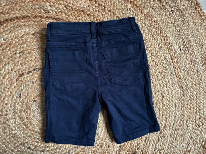 Short Chino TAO 6 ans bleu marine tbe - photo numéro 4