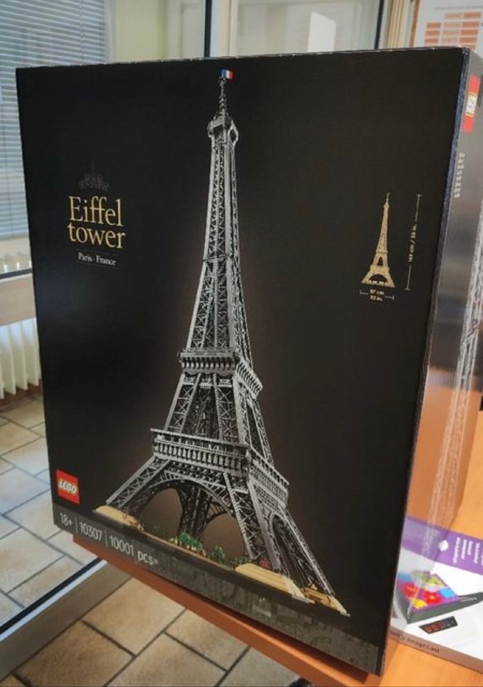 Lego Tour Eiffel 10307 Neuf