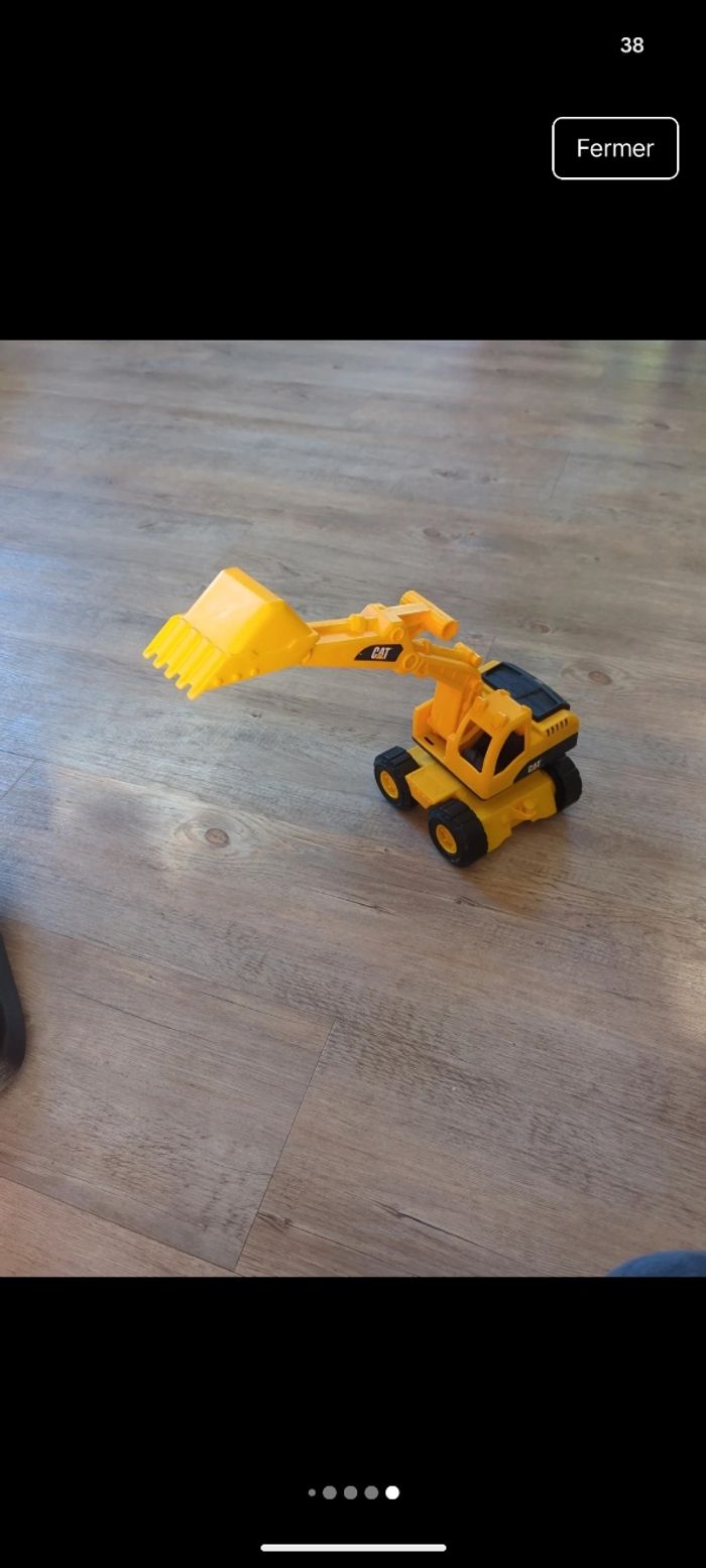 3 camions de chantiers - photo numéro 9