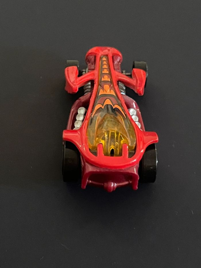 petite voiture de course - photo numéro 4