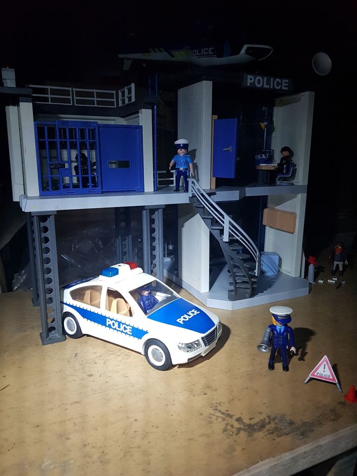 Commissariat police playmobil - photo numéro 2