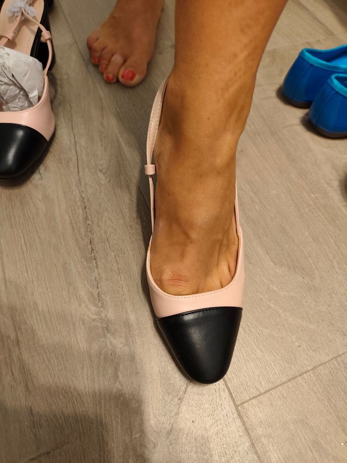 Sandales à talon rose et noir neuves 36 - photo numéro 2