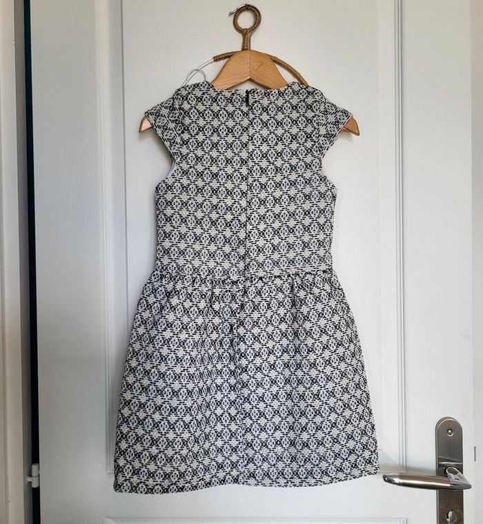 Magnifique robe 👗 Absorba 8 ans état neuf - photo numéro 4