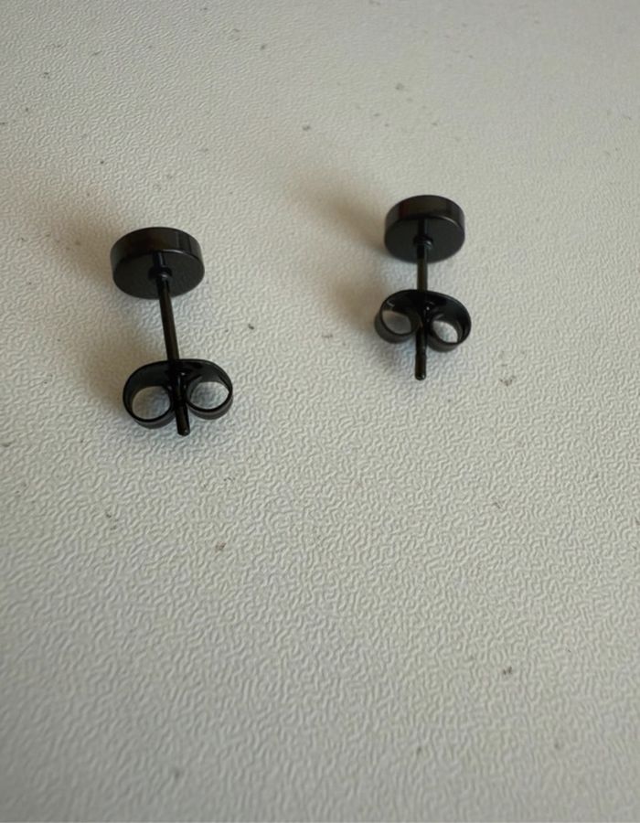 Boucles d’oreilles homme noir acier inoxydable ronde simple - photo numéro 6
